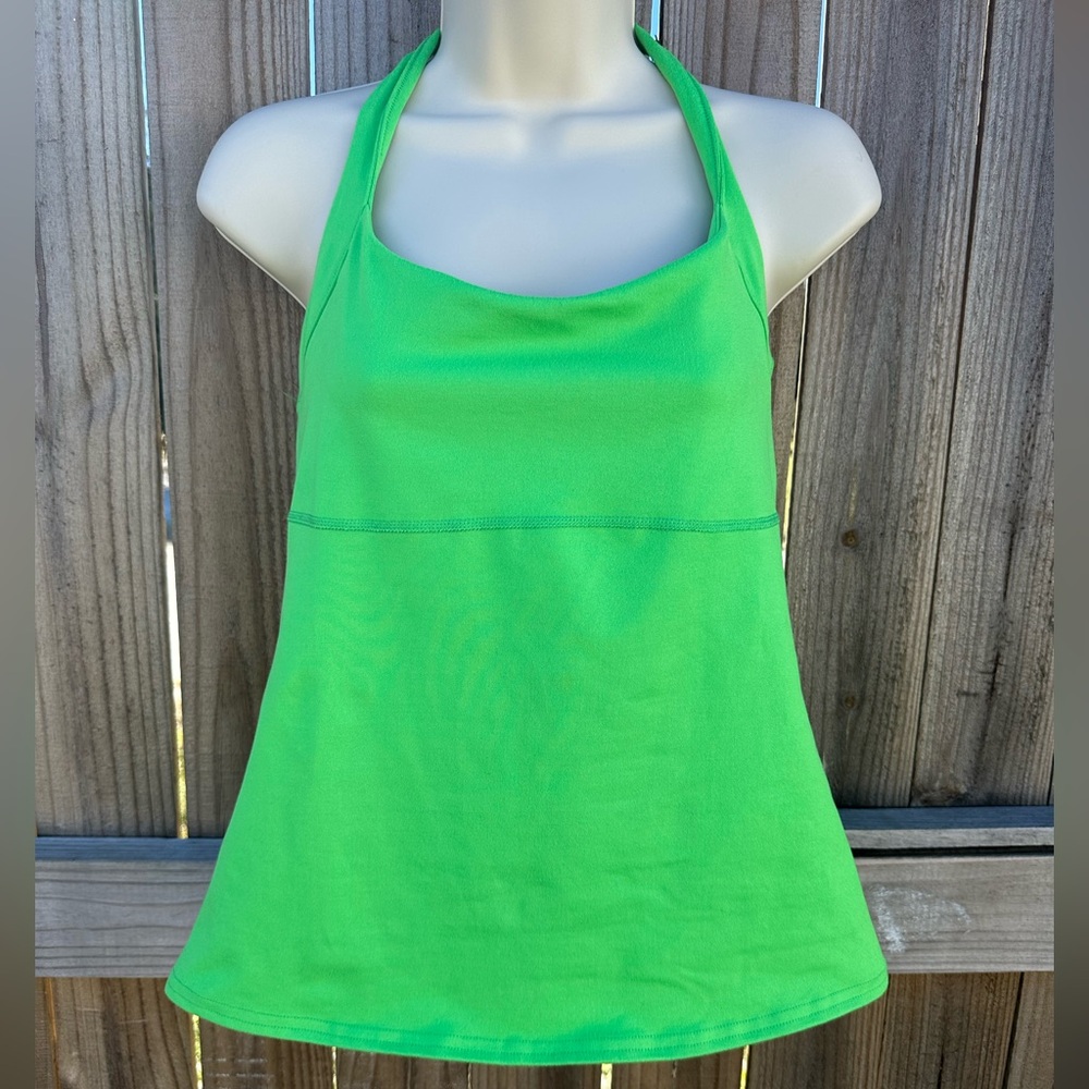 Gaiam women’s green halter yoga top built in bra size medium